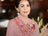Perempuan Berkebaya, Perempuan Berdaya