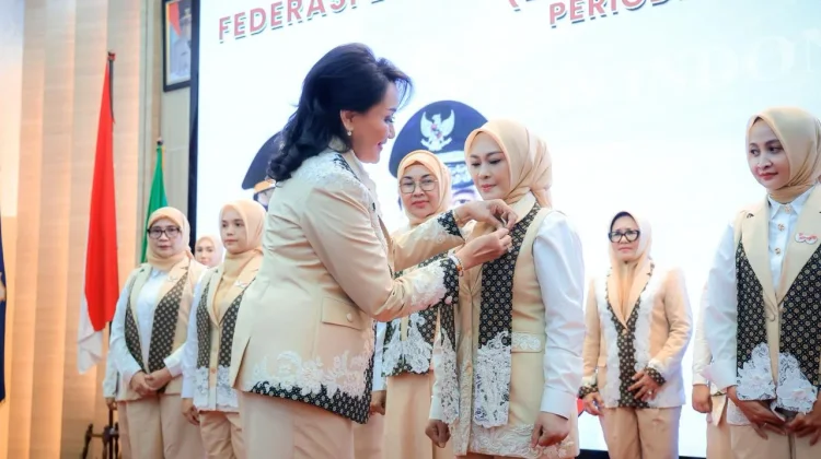 Pengukuhan Presiden BPW Indonesia Klub Banten